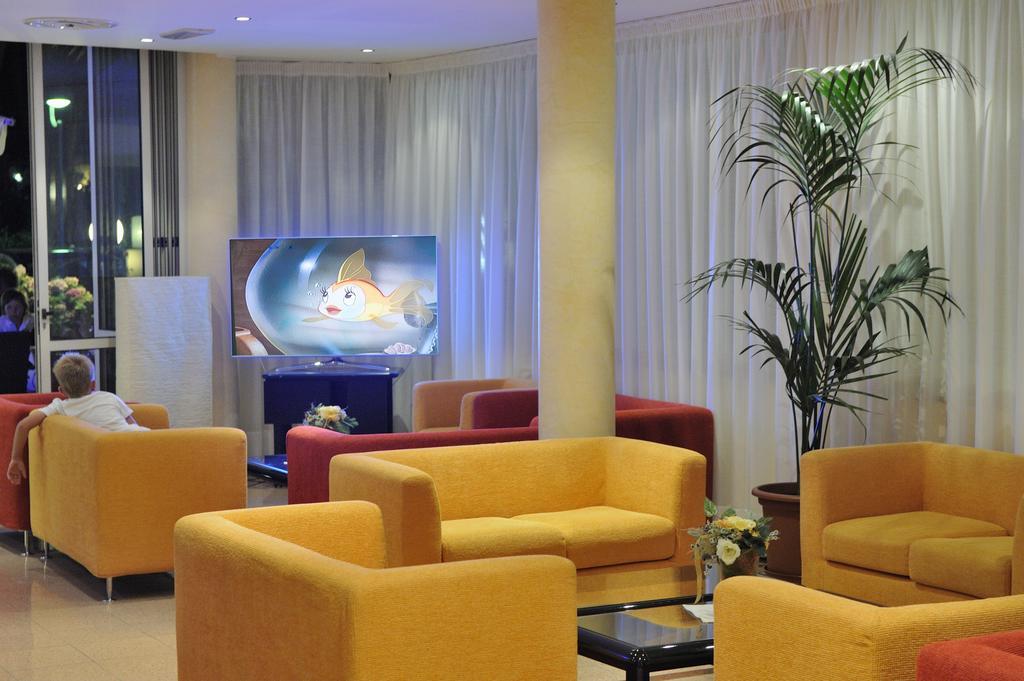 Hotel Conca Verde ลินญาโน ซับเบียโดโร ภายนอก รูปภาพ