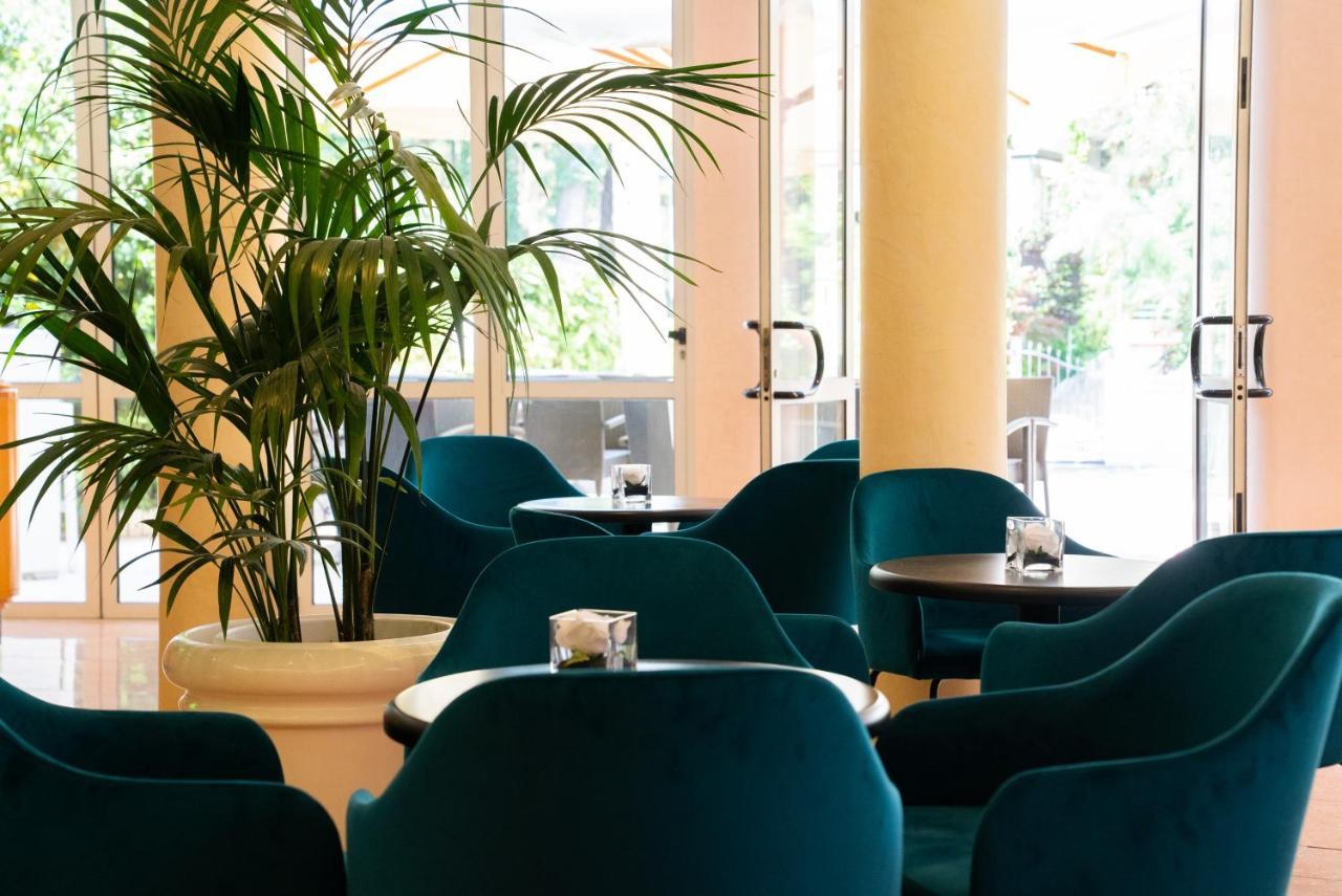 Hotel Conca Verde ลินญาโน ซับเบียโดโร ภายนอก รูปภาพ