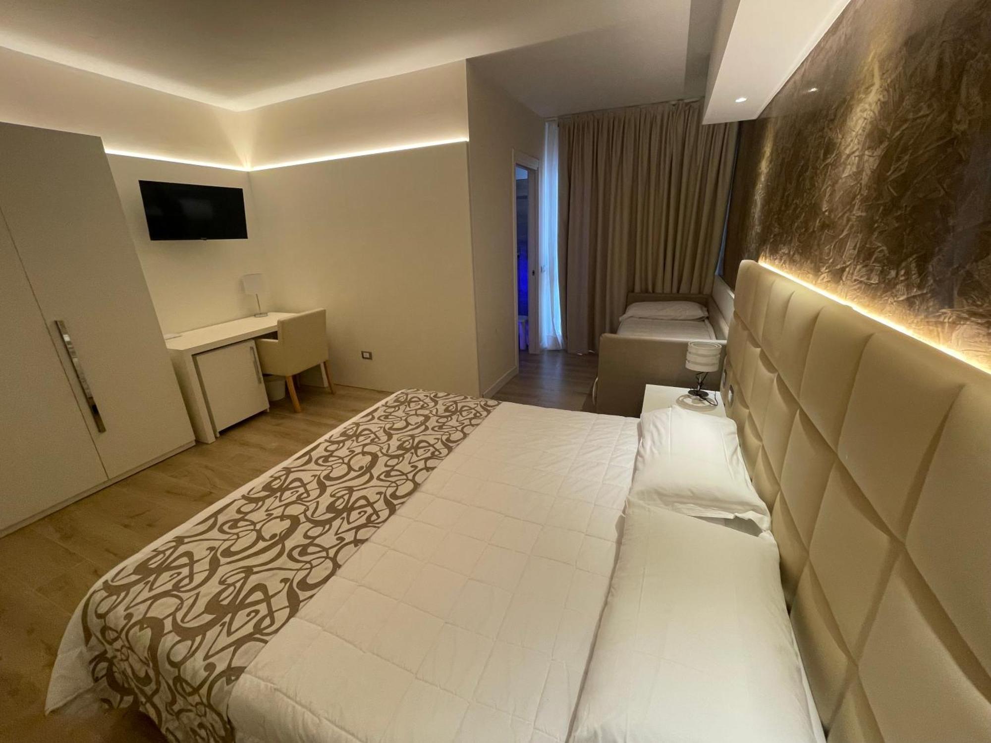 Hotel Conca Verde ลินญาโน ซับเบียโดโร ภายนอก รูปภาพ